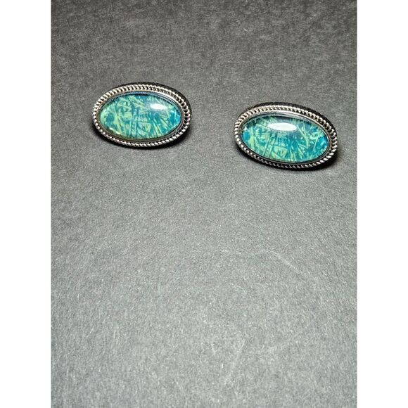 Napier gold tone and silver tone oval green clip on earrings - Picture 2 of 8